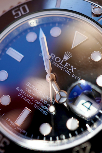 Close up Rolex Submariner image from Denver Aurora watch buyer